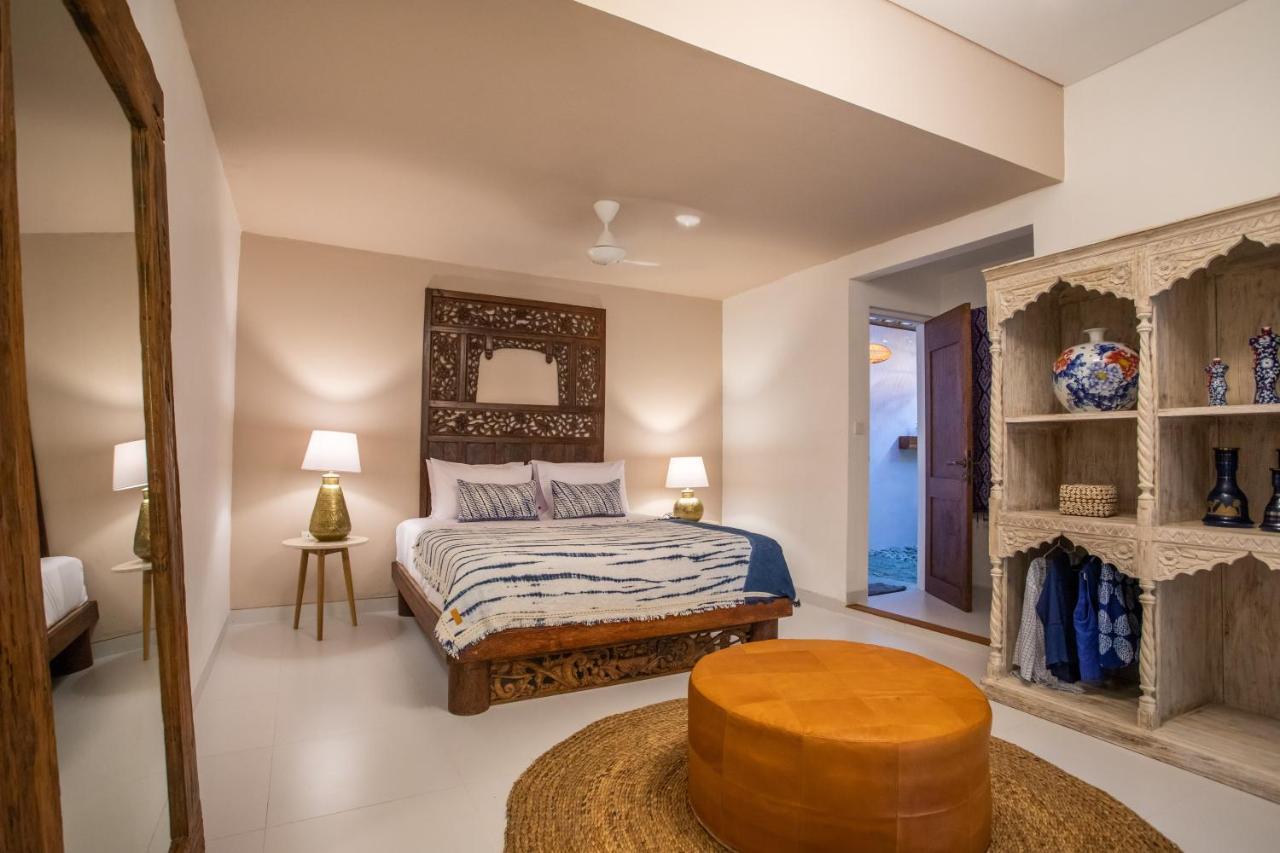 Pinkprivate Sanur - For Cool Adults Only Bed & Breakfast Eksteriør bilde